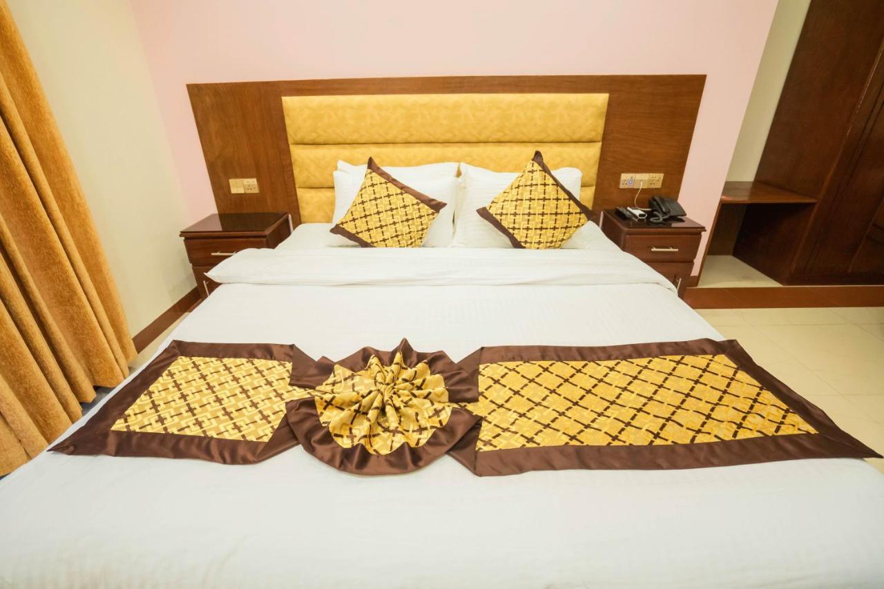 Central Inn Дакка Екстер'єр фото